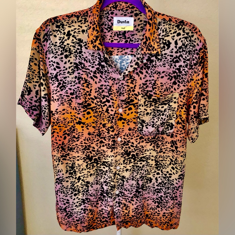 DUVIN wild and crazy golf shirt!! Great confirmation Sz S